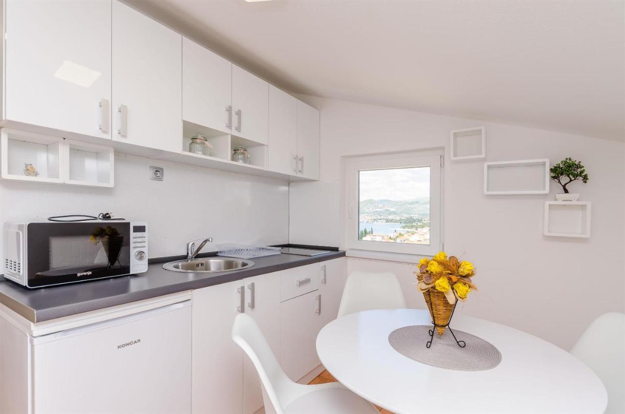 Apartment Ljubica オクルグ・ゴルニ エクステリア 写真